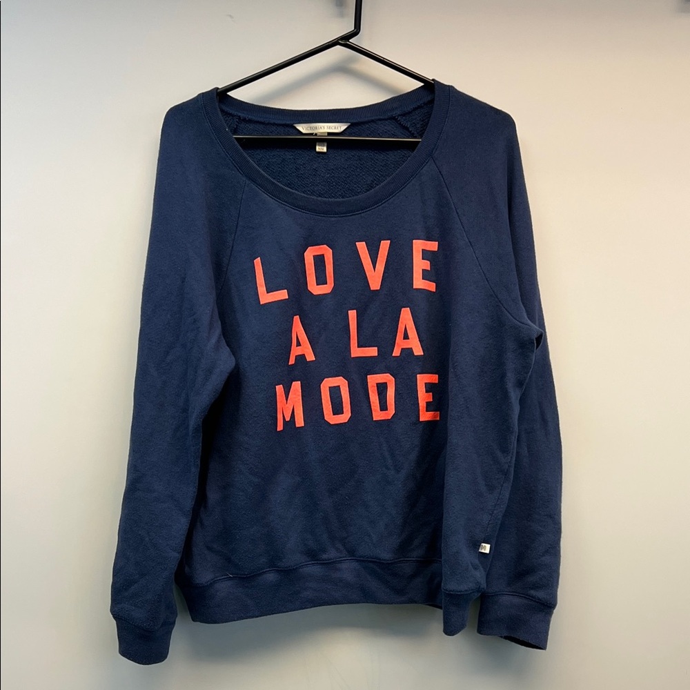 Victorias Secret Womens Pullover Sweatshirt Love A La Mode Navy Blue Sz M C03